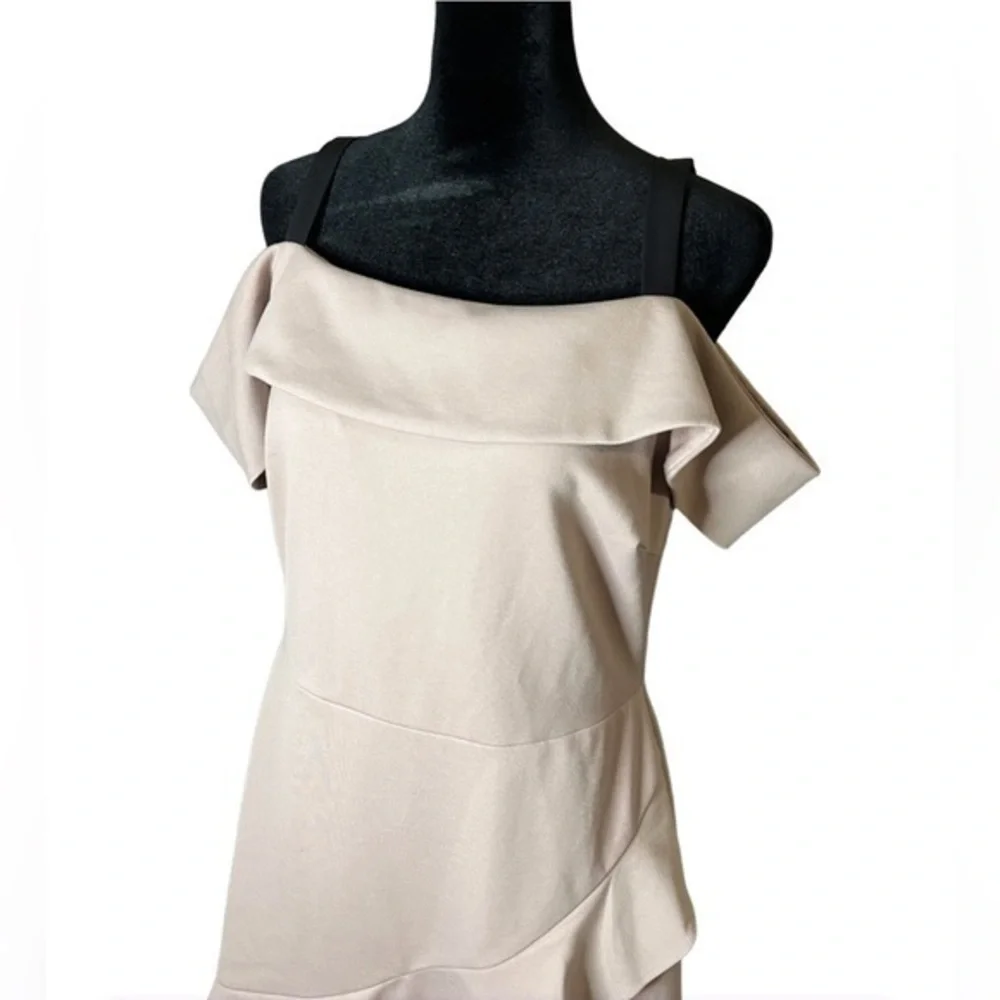 Adelyn Rae Women's‎ Ruffle Shoulder Tan Sheath Dress Size Large - Picture 2 of 11